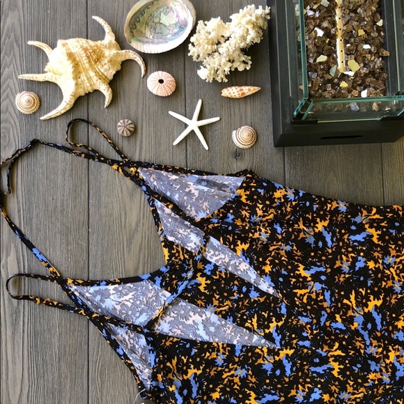 🌿RVCA🌿 - Picture 8 of 8